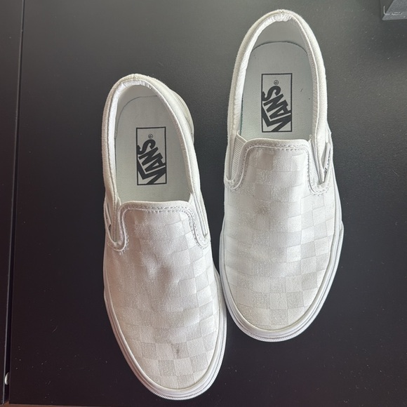 VANS White Checkered Slip-Ons - Picture 4 of 4